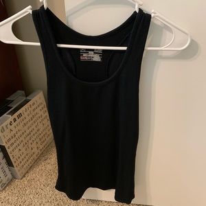 Under Armour black fitted workout tank